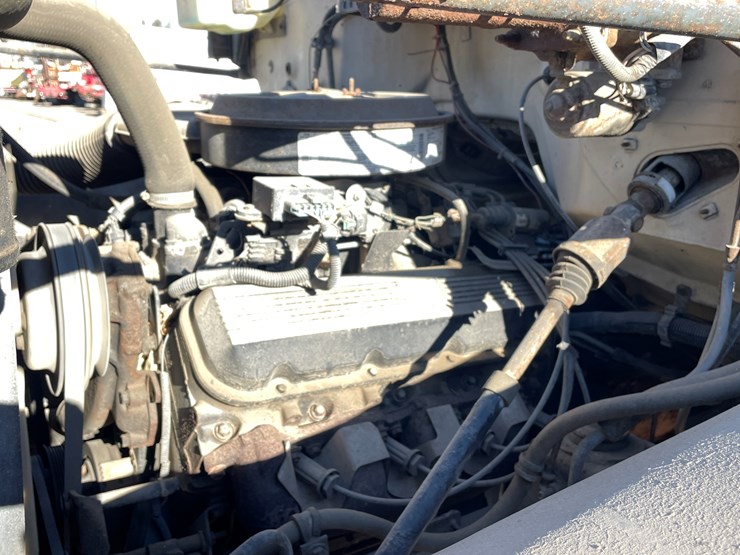 #1140-•-1995-chevrolet-kodiak-boom-truck-has-mn-title)-image-10