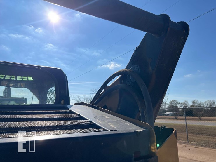 2019-caterpillar-289d-image-23