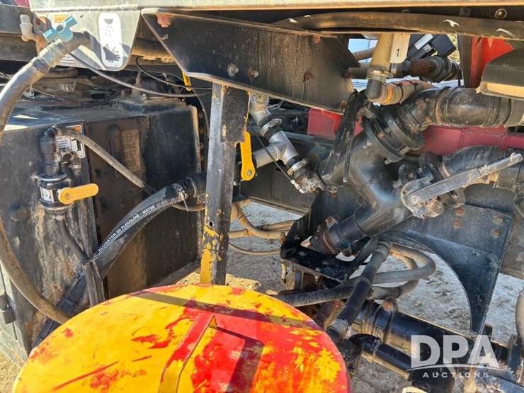 case-ih-titan-3020-image-41