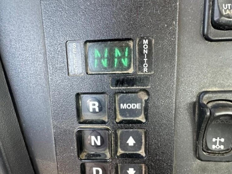 freightliner-m2-106-image-14