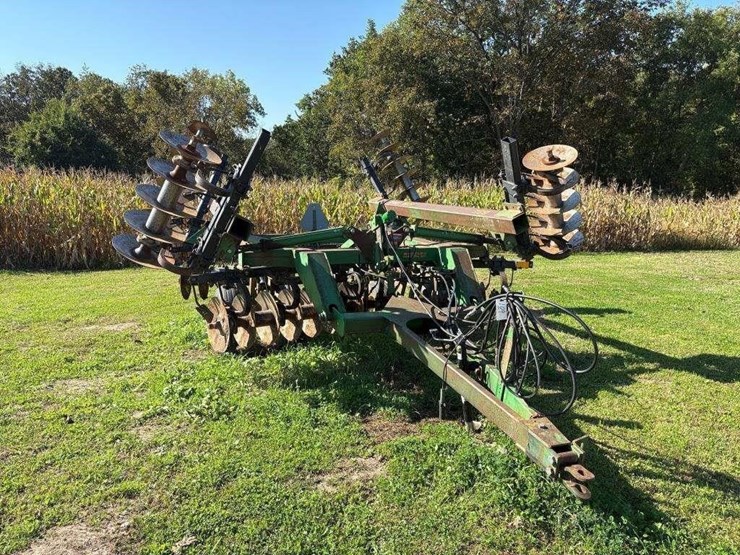 john-deere-635-image-1