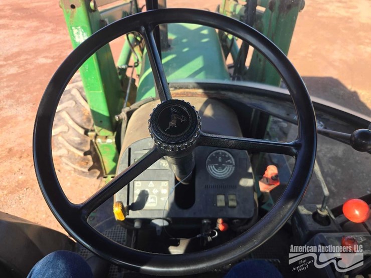 john-deere-3155-image-23