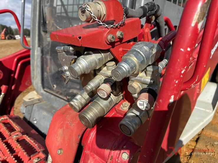 takeuchi-tl10v2-image-6