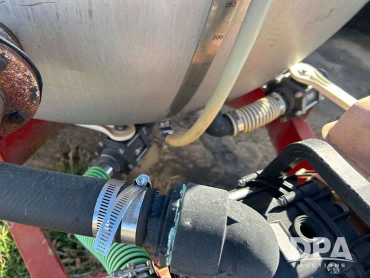 liquid-nurse-trailer-(cp1352,-tank-261)-image-11