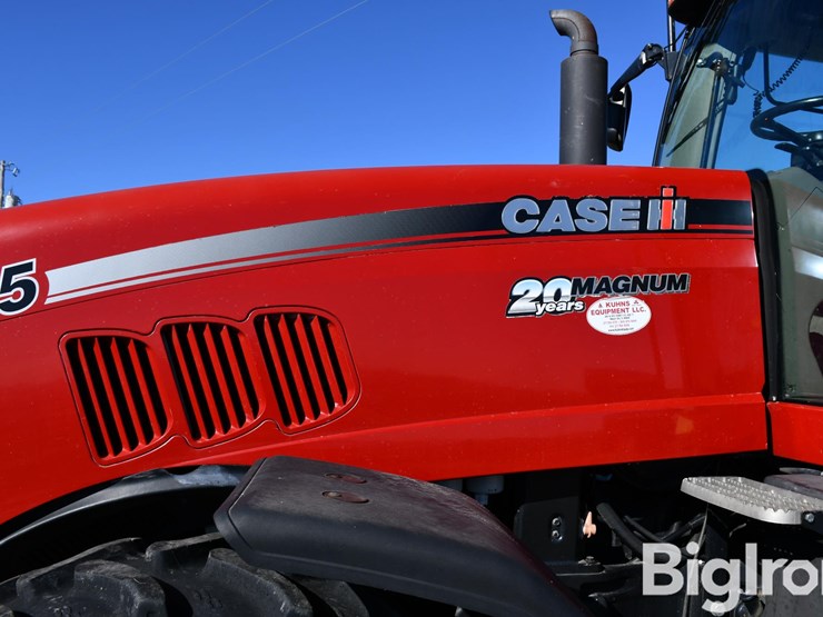 case-ih-magnum-335-image-19