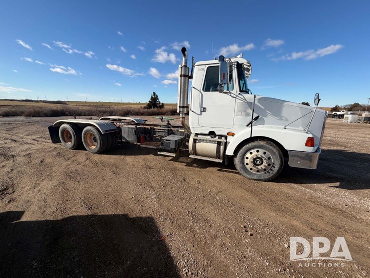 1997-volvo-f16-image-7