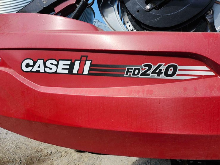 2024-case-ih-fd-240-flex-draper-head,-40’-image-2