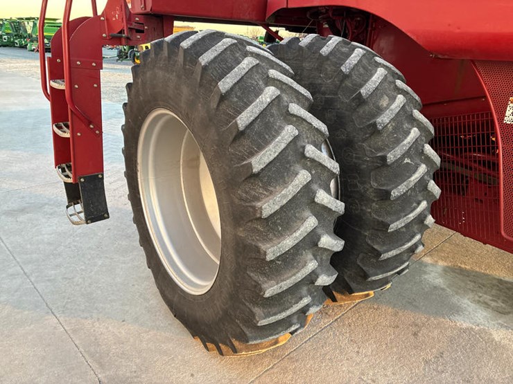 case-ih-2388-image-38