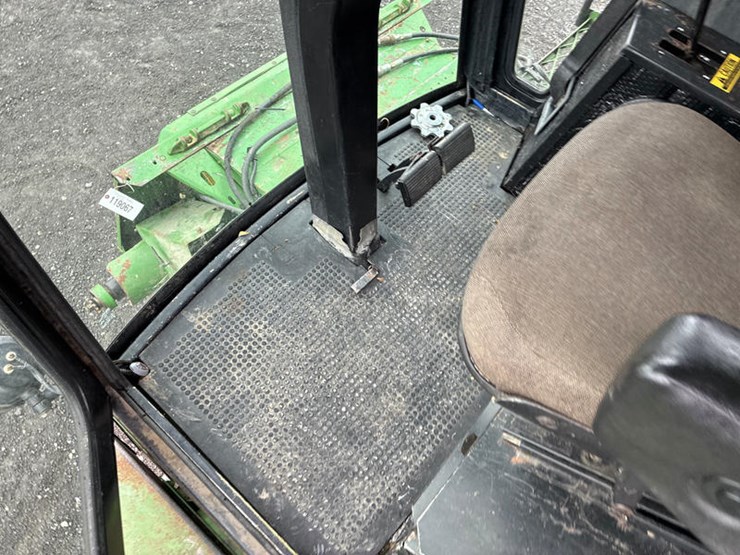 john-deere-6620-titan-ii-image-68