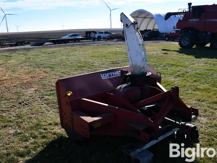 loftness-7'-snow-blower-image-7