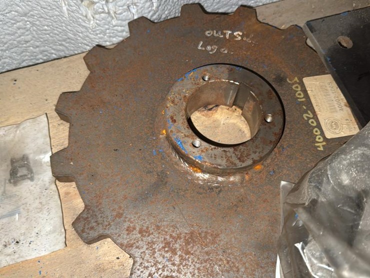 #170-•-contents-of-shelf-four*-image-10