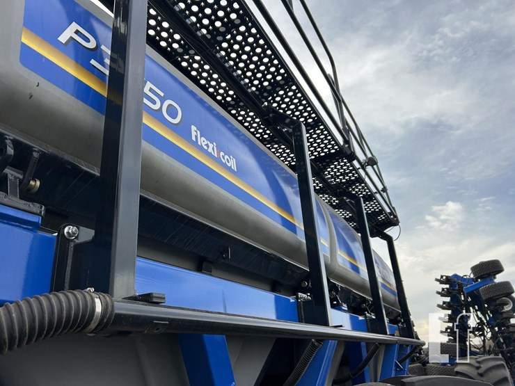 new-holland-p2080-image-105