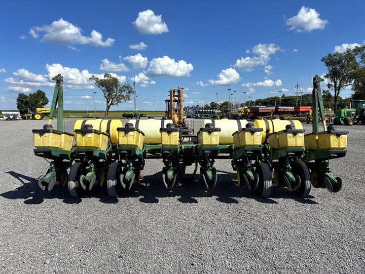 john-deere-7000-image-7