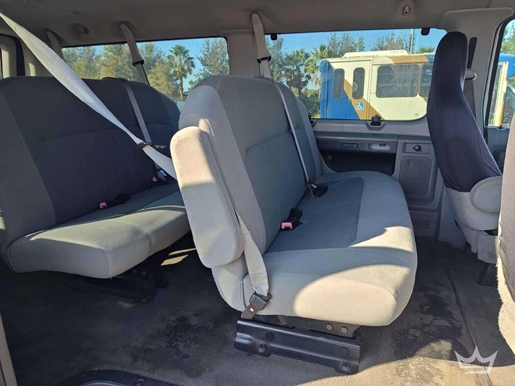 ford-e350-image-22