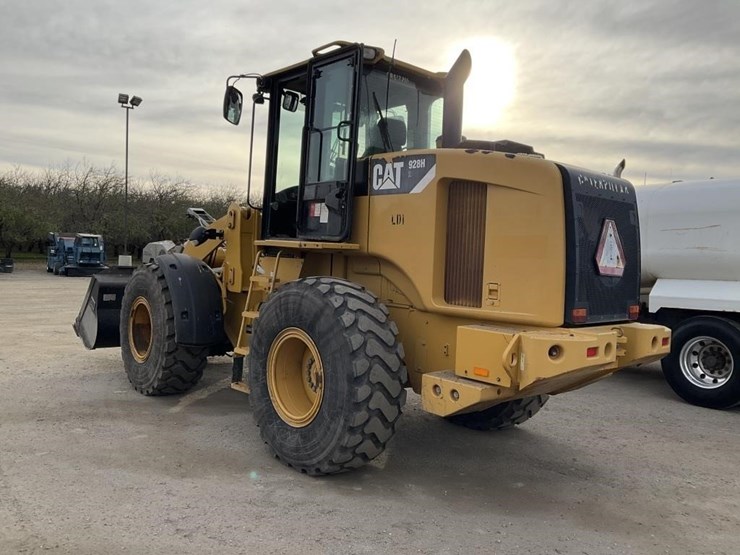 caterpillar-928h-image-5
