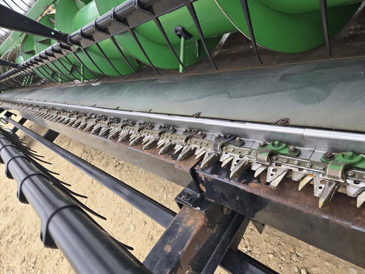 john-deere-630-image-4