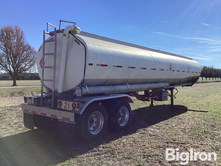 1971-fruehauf-trailer-image-5