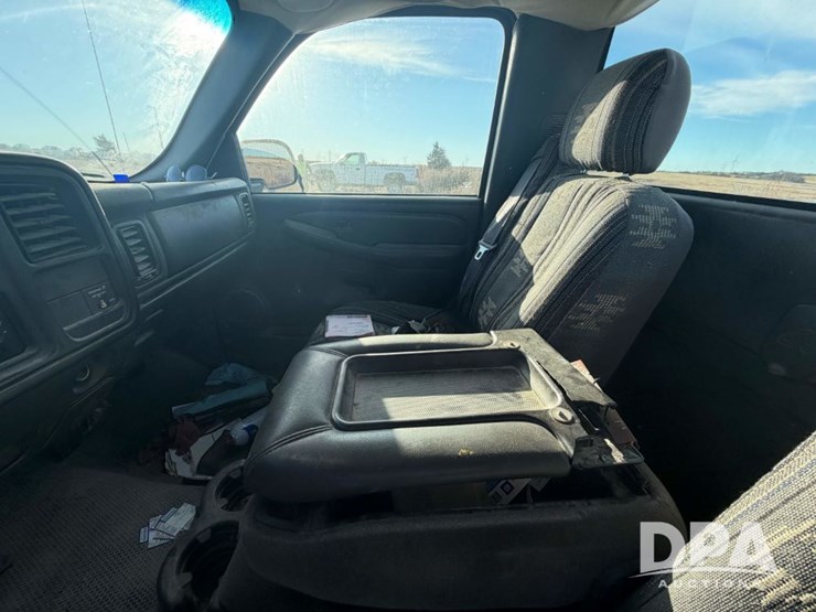 2007-chevrolet-2500hd-image-35