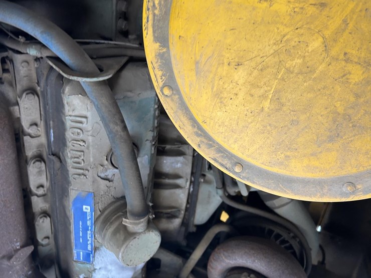 1981-oshkosh-green-snow-blower-image-55