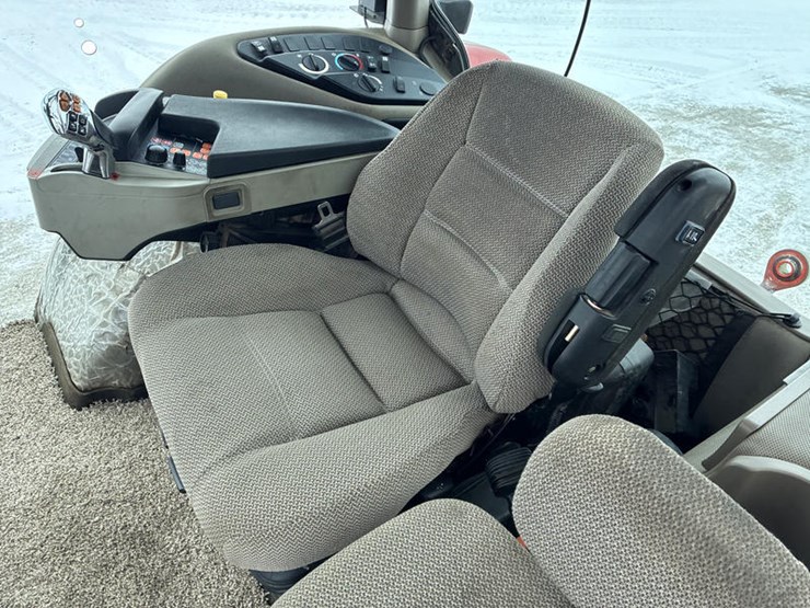 case-ih-magnum-190-image-73