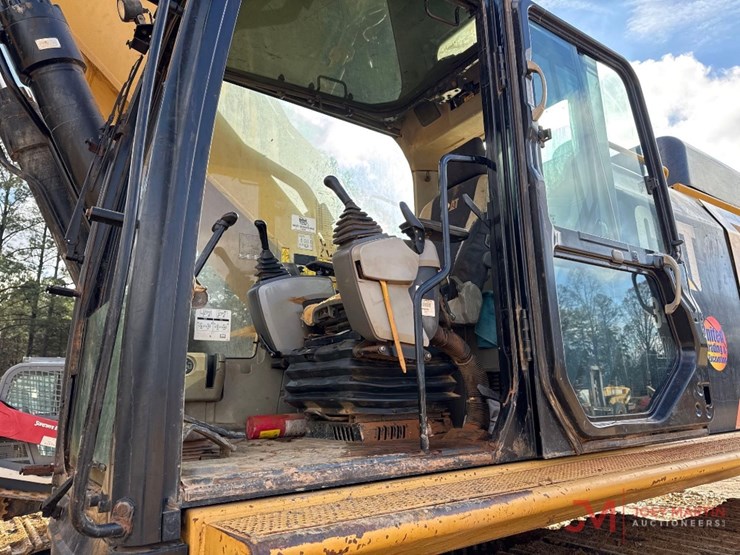 caterpillar-349e-image-17