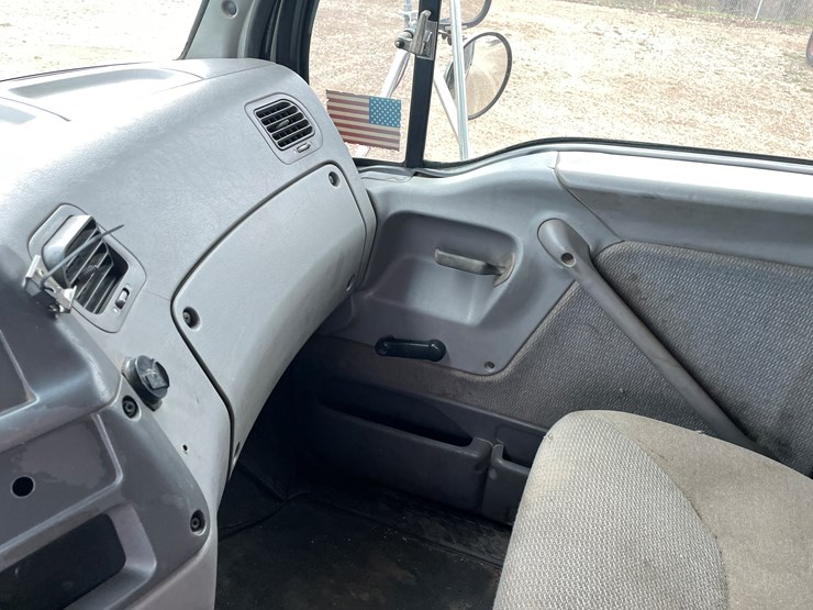 #1126-•-1999-sterling-dump-truck-(has-mn-title)-image-41