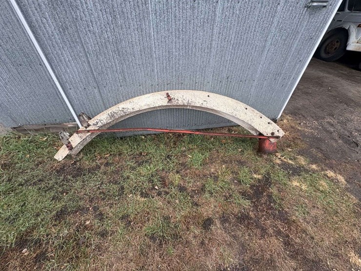 silo-unloader-discharge-chute,-fiberglass,-with-stainless-steel-liner,-for-16’-silo-image-1