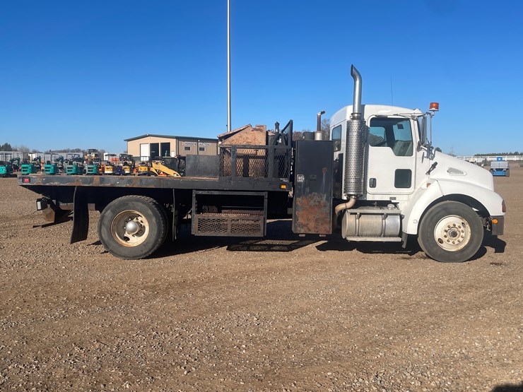 kenworth-t300-image-6