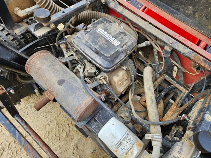 #3036-•-smithco-super-star-sand-trap-rake-image-28