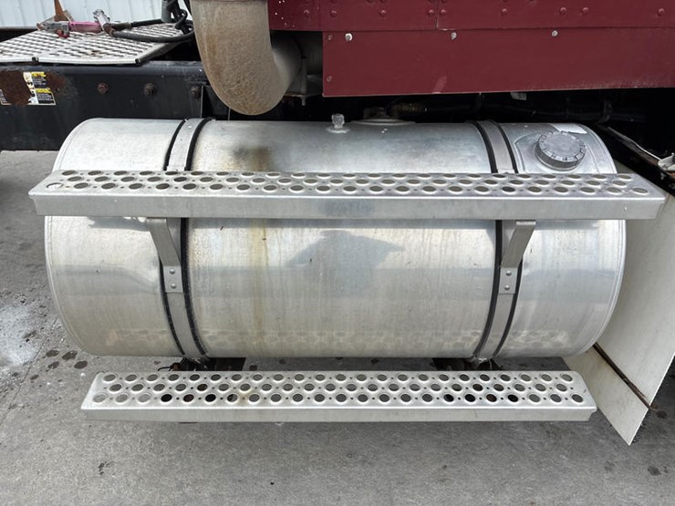 2007-kenworth-t800-image-16