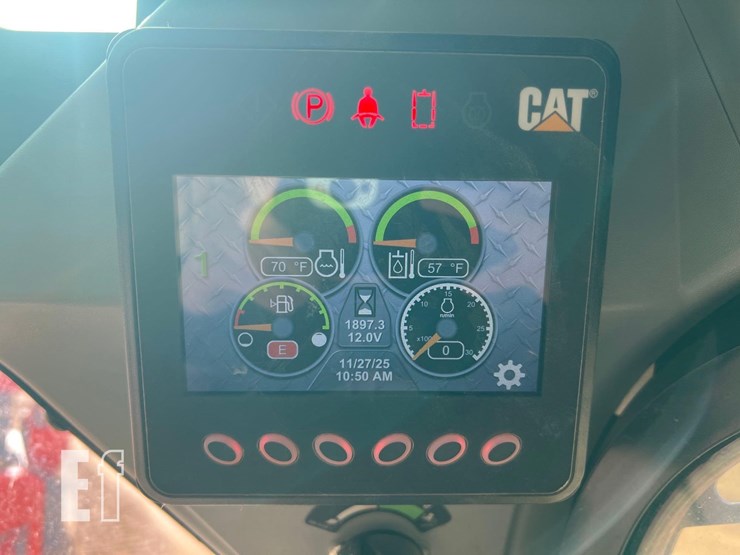 2020-caterpillar-259d3-image-33