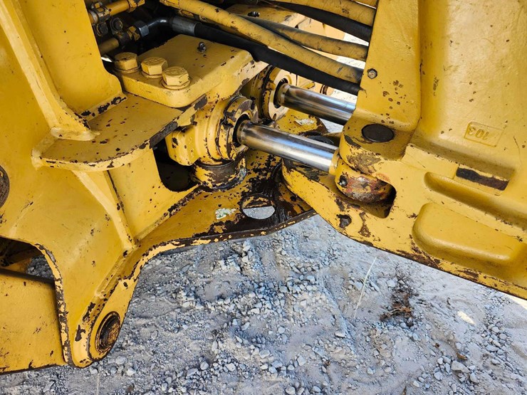 1997-caterpillar-416c-image-9