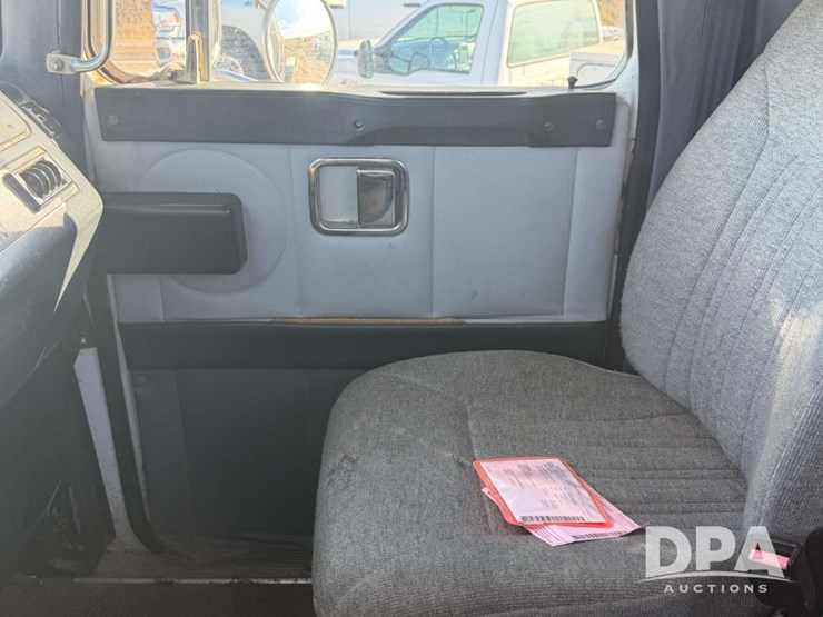 1997-volvo-f16-image-77