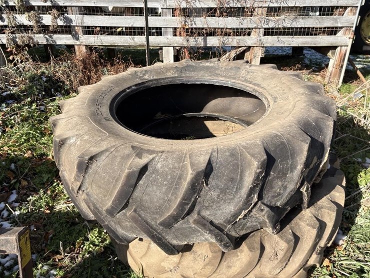 (2)-18.4---34-tractor-tires-image-3