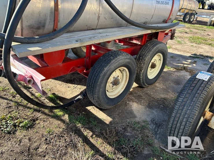 liquid-nurse-trailer-(cp1352,-tank-261)-image-6