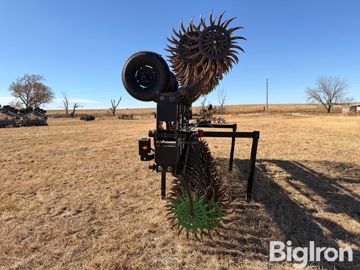 yetter-30'-rotary-hoe-image-8