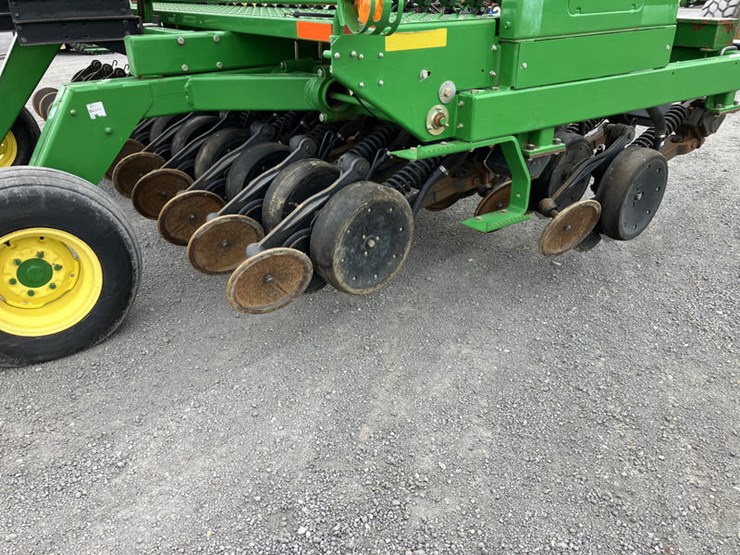 john-deere-1590-image-3