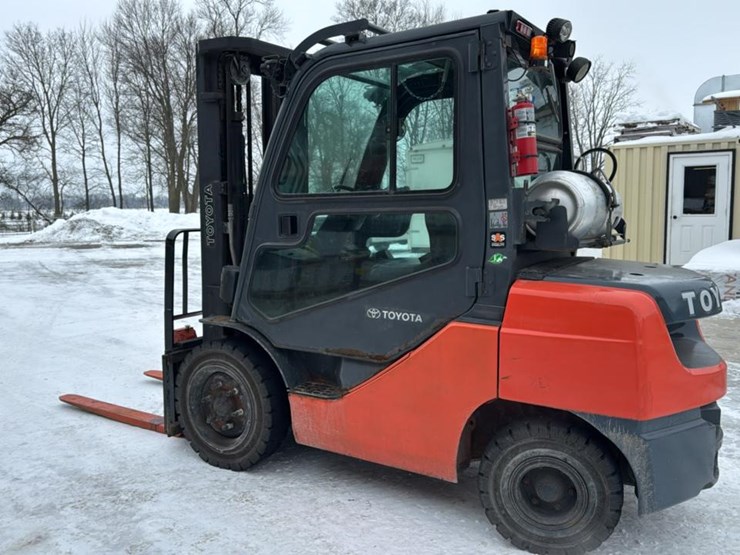 toyota-7fgu32-image-3