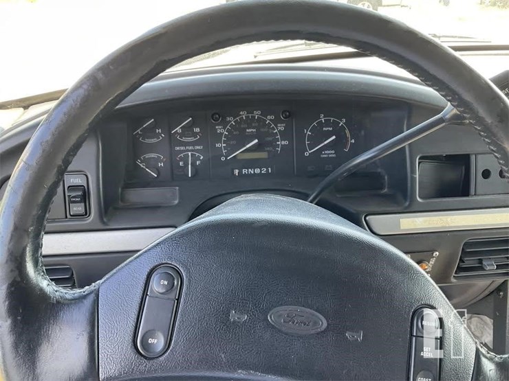 1995-ford-f350-image-5