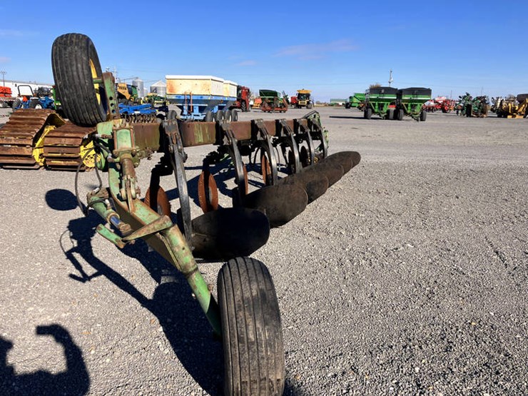 john-deere-2700-image-5