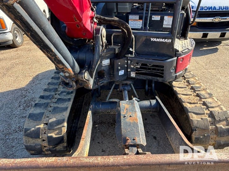 2020-yanmar-vio55-image-23