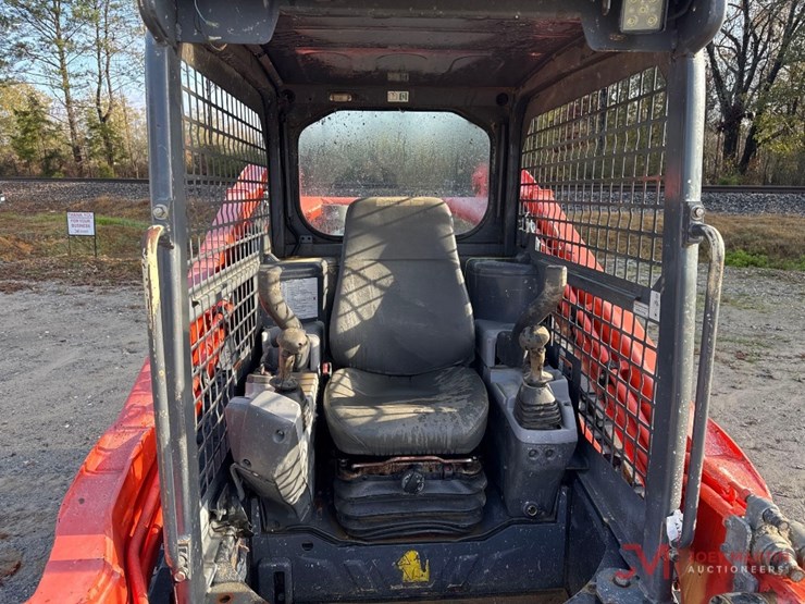 2019-kubota-svl95-2s-image-8