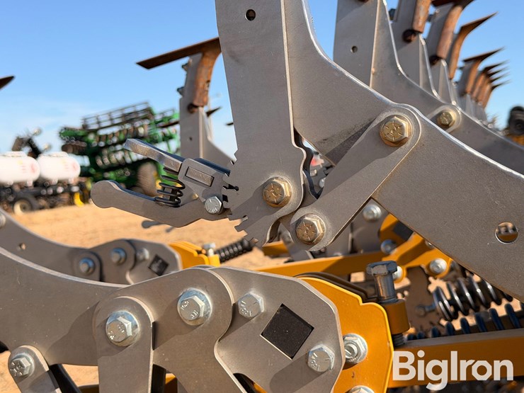 accura-flow-7530-12r30-danish-tine-cultivator-image-18