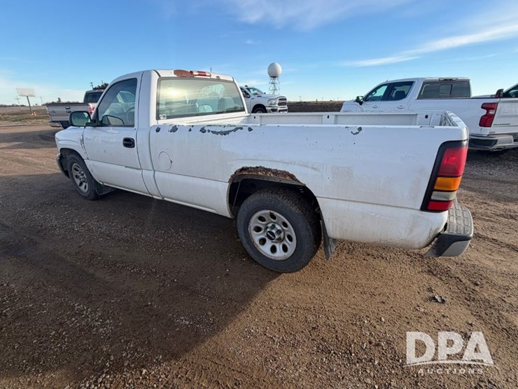 2007-gmc-sierra-1500-image-13