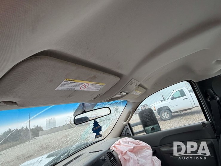 2012-chevrolet-2500hd-image-44