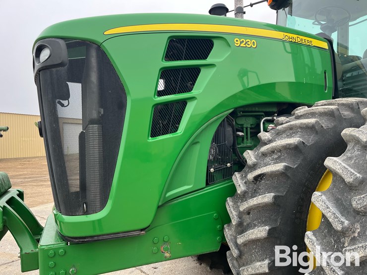 john-deere-9230-image-9