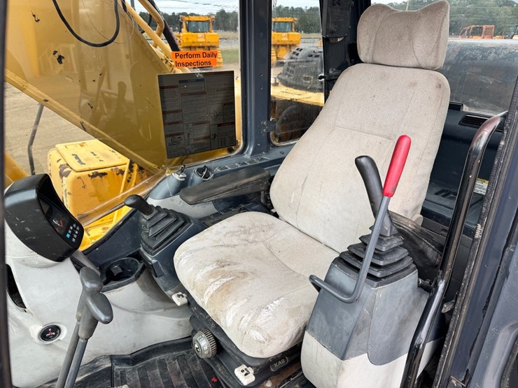 2007-kobelco-sk260-lc-image-19