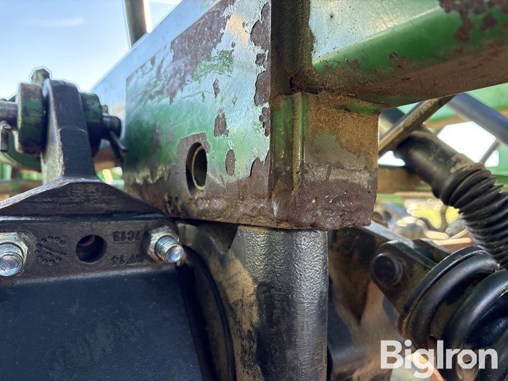 john-deere-1560-image-18