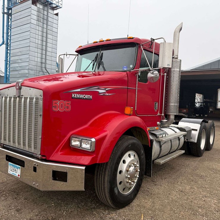 2001 KENWORTH T800
