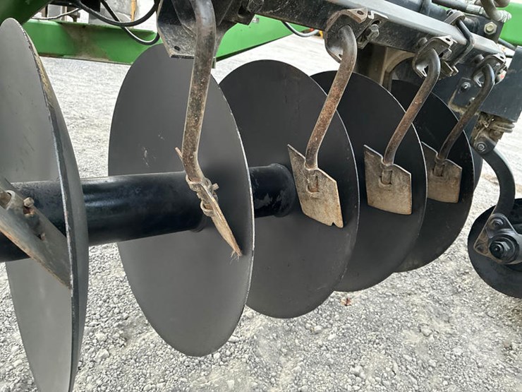 john-deere-630-image-38